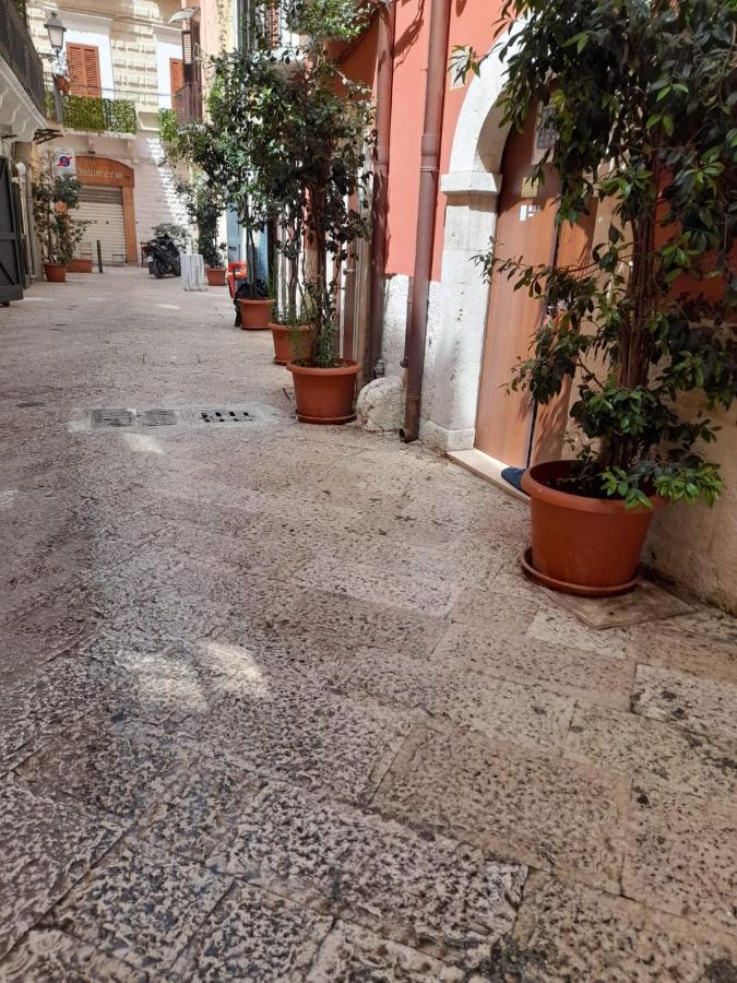 Arco Della Luna Bari Bagian luar foto